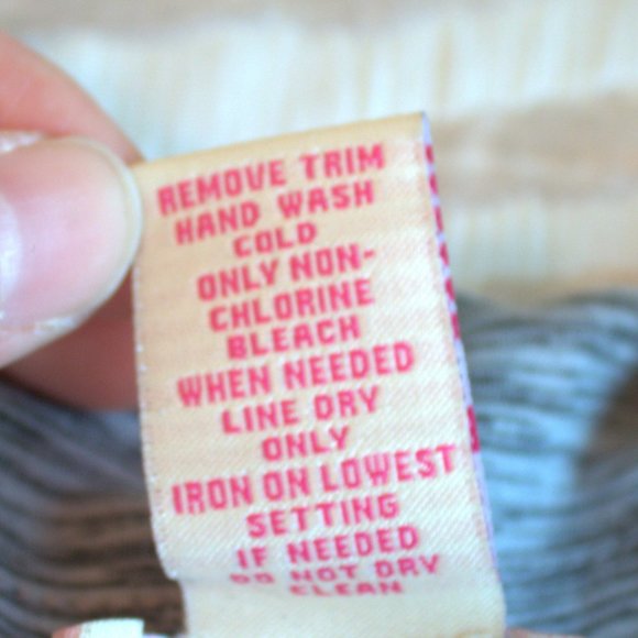 Candie's V-Neck Dress | Business Casual Midi/Mini Dress - Picture 5 of 5